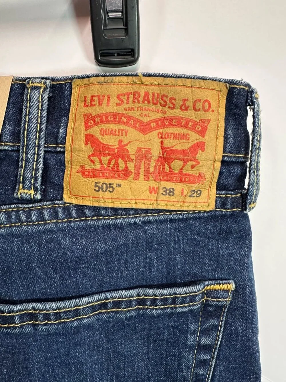 Levi’s 505 Regular Fit Men’s Jeans 38x29 Dark Blue Wash Straight Leg Denim